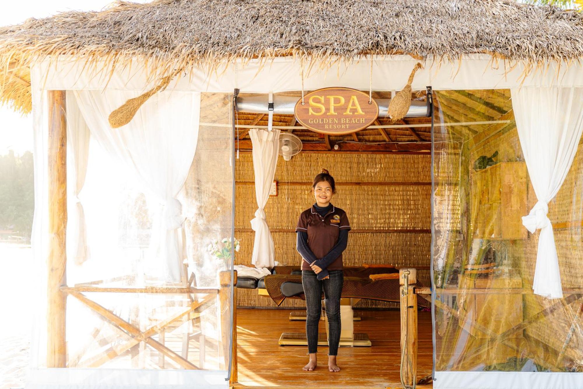 Golden Beach Resort Sok San Village Exterior photo