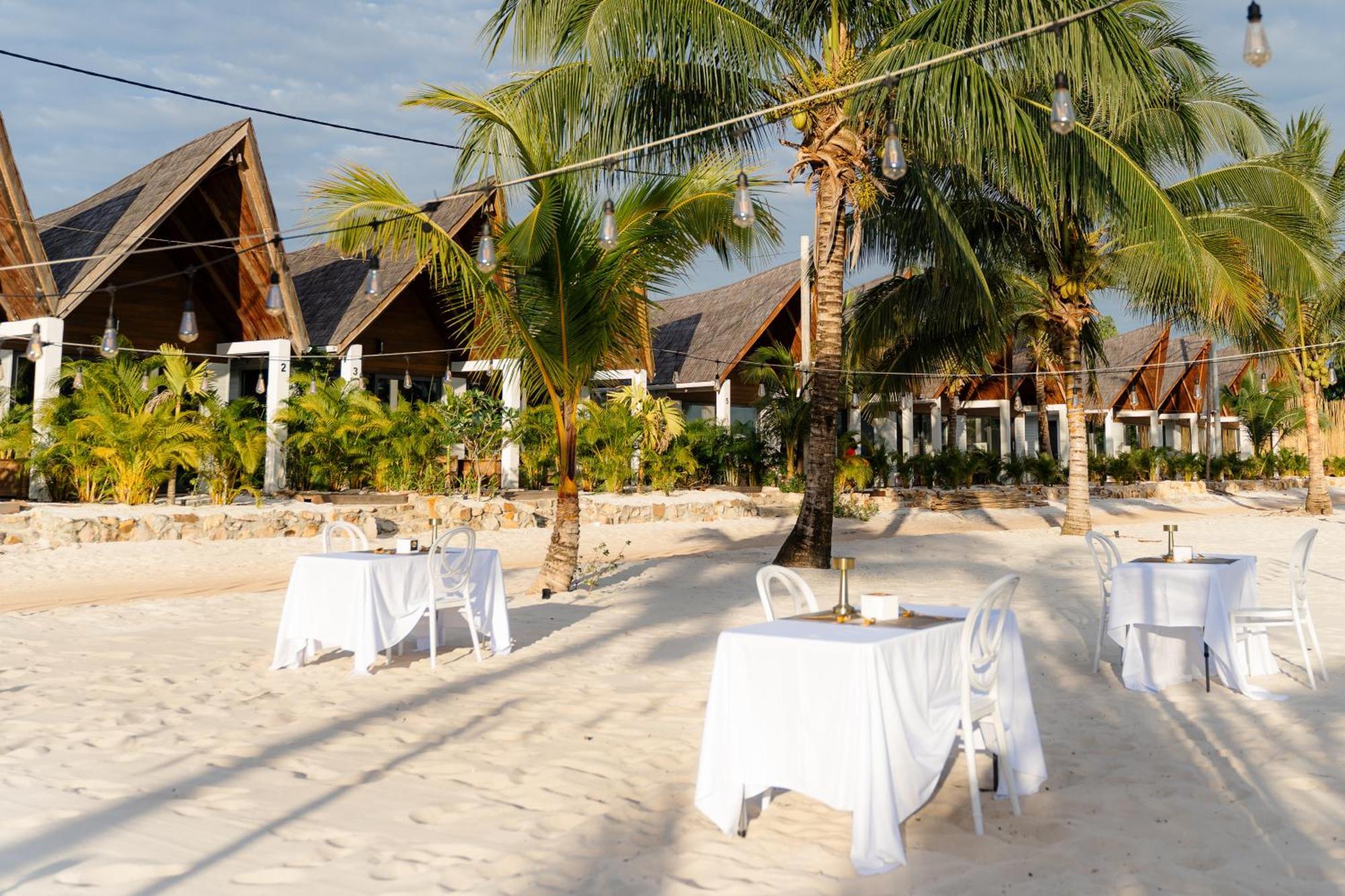 Golden Beach Resort Sok San Village Exterior photo